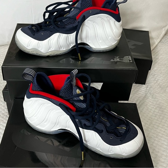 The Nike Air Foamposite One Olympic Nike 314996 008 Like New Men size 9 - Picture 4 of 9